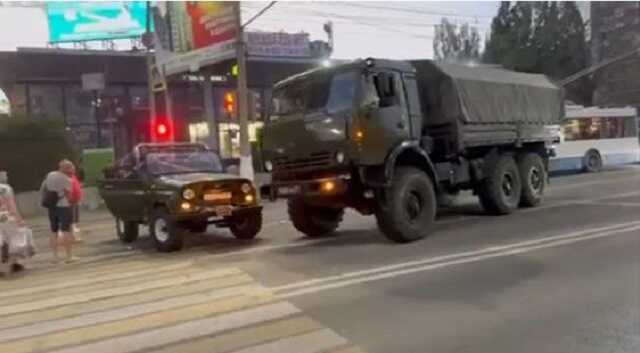 В Волгограде военный грузовик сбил мужчину на пешеходном переходе