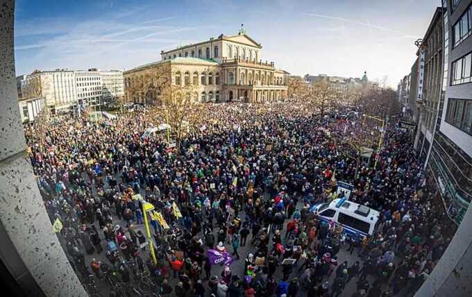 В Мюнхене 250 тысяч человек протестовали против партии «Альтернатива для Германии»